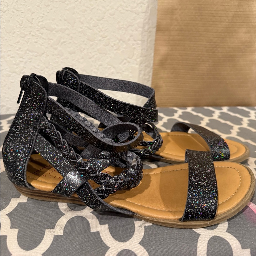 Blowfish Malibu Girls Sandals with Strappy Glitter Accents 4.5